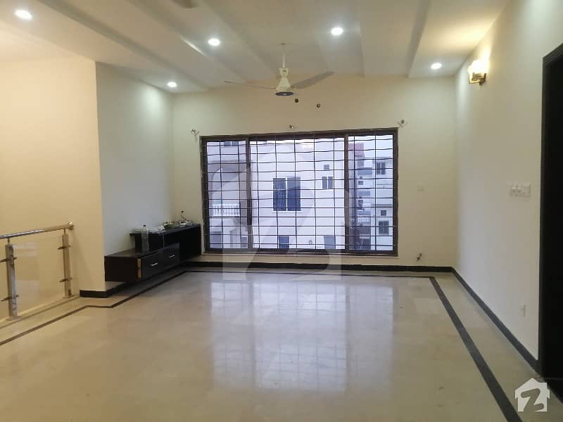 3 Bedrooms Ground Portion For Rent Dha Phase 1