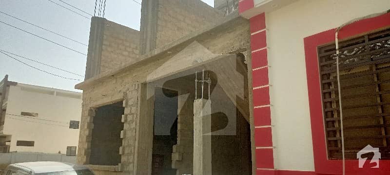 شاه میر ریزیڈنسی یونیورسٹی روڈ کراچی میں 4 کمروں کا 5 مرلہ مکان 1.45 کروڑ میں برائے فروخت۔