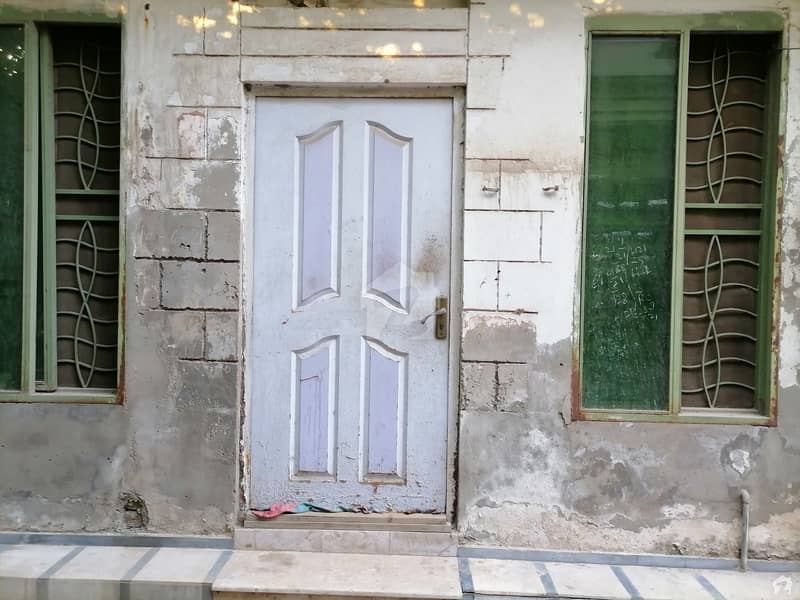 Stunning 3 Marla House In Allama Iqbal Town Available