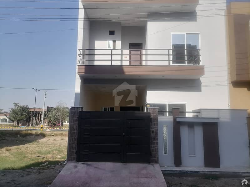 Great House Available In Faisalabad For Sale