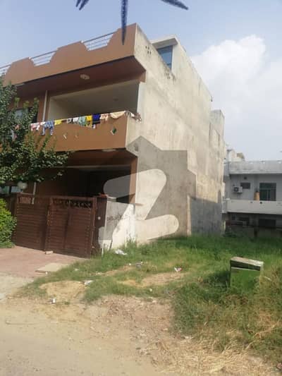 House For Sale 30x60  Pkr 1.9 Crore