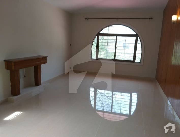 E. 7 House Available For Sale Size 1000 Sqyd Ideal Location E. 7 House Available For Sale Size 1000 Sqyd Ideal Location
