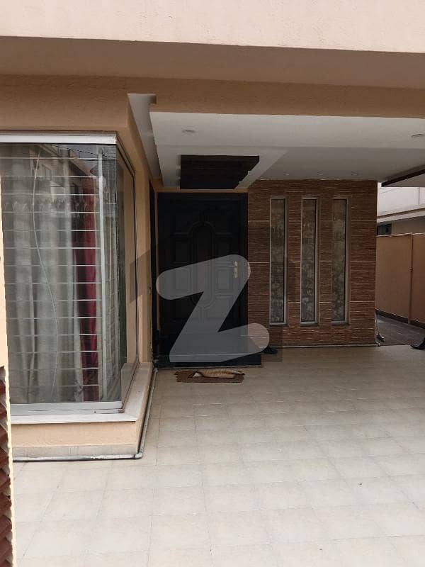 10 Marla Beautiful House For Sale In Ee Dha Phase 4