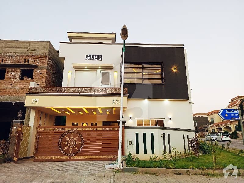 10 Marla Brand New Designer House For Sale At Prime Location Of Bahria Town