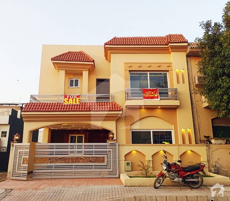 7 Marla Beautiful House For Sale At Prime Location Of Bahria Town