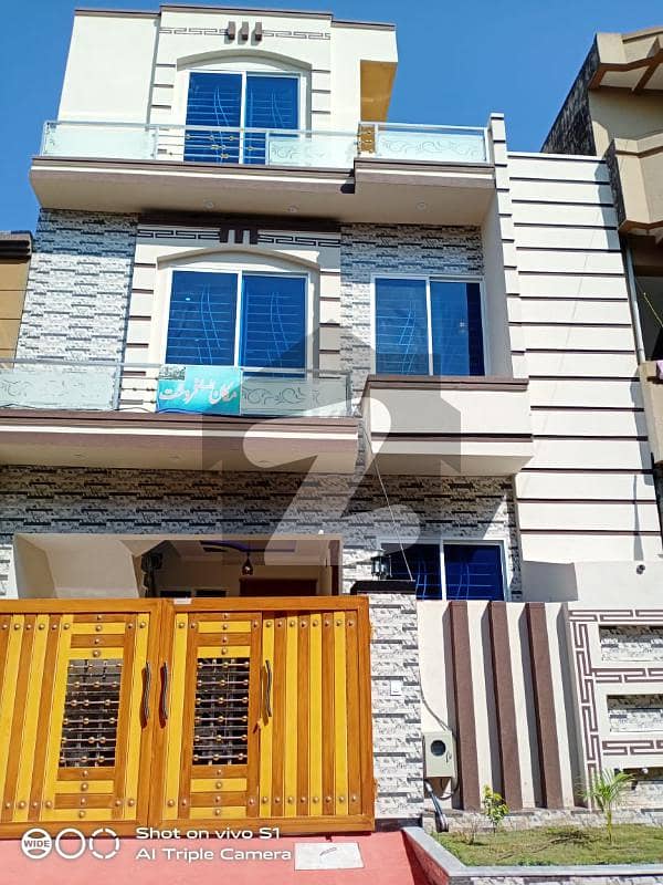 A Brand New Stylish 5 Marla Double Storey House For Sale