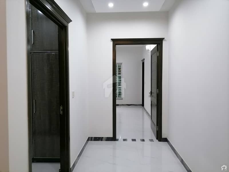 ملٹری اکاؤنٹس ہاؤسنگ سوسائٹی لاہور میں 5 کمروں کا 8 مرلہ مکان 1.94 کروڑ میں برائے فروخت۔