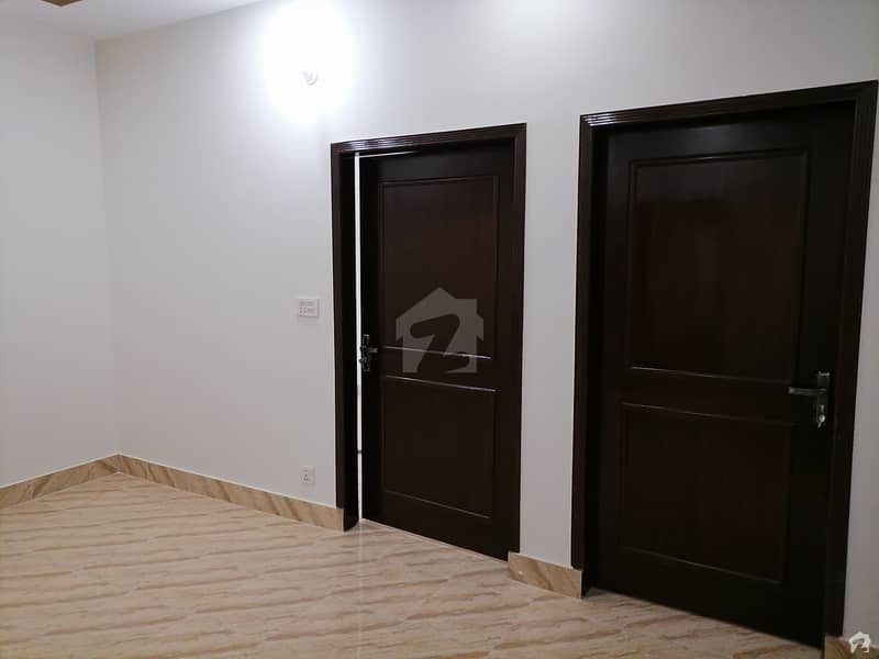 ملٹری اکاؤنٹس ہاؤسنگ سوسائٹی لاہور میں 5 کمروں کا 4 مرلہ مکان 1.3 کروڑ میں برائے فروخت۔