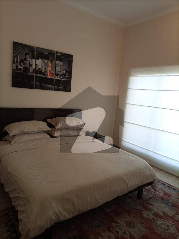 1400 Square Feet Flat For Sale In Super Highway 1400 Square Feet Flat For Sale In Super Highway