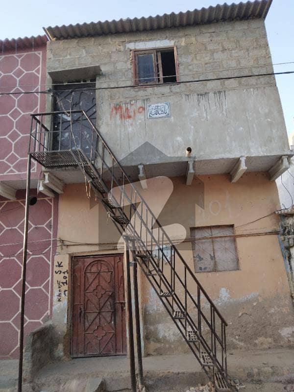 لانڈھی کراچی میں 4 کمروں کا 2 مرلہ مکان 17 لاکھ میں برائے فروخت۔