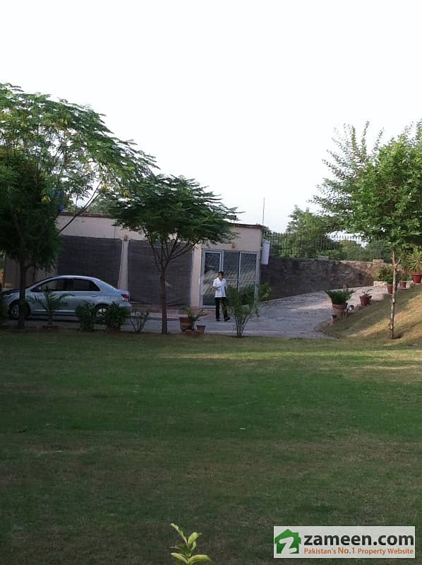 5 Kanal Farm House With 2 Bed Annexy For Sale In Bani Gala