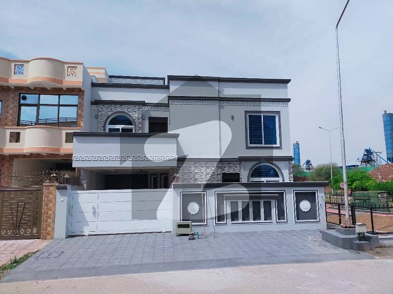 Main Double Road Corner 35 X 70 With Extra Land House For Sale In G-13 Islamabad