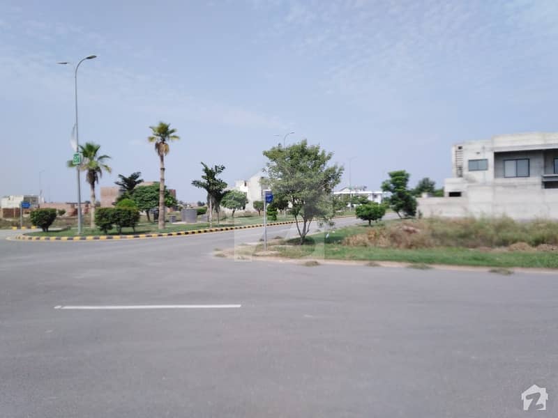 ماڈل سٹی ون کینال روڈ فیصل آباد میں 5 مرلہ رہائشی پلاٹ 43.7 لاکھ میں برائے فروخت۔