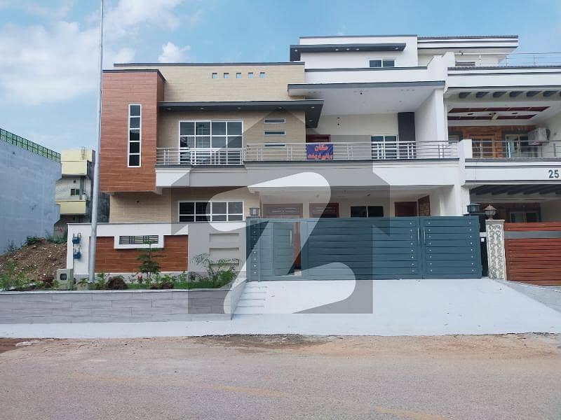 3200 Square Feet House In G-13 For Sale At Good Location