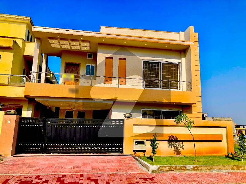 Front Open Viewed Villa At Central Land