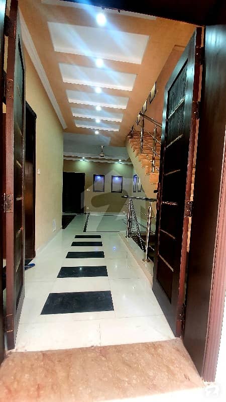 بحریہ ٹاؤن فیز 4 بحریہ ٹاؤن راولپنڈی راولپنڈی میں 6 کمروں کا 10 مرلہ مکان 3.09 کروڑ میں برائے فروخت۔