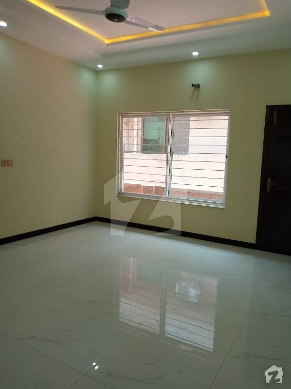 500 Sq. Yd. Upper Portion Is Available For Rent In F-11 Islamabad