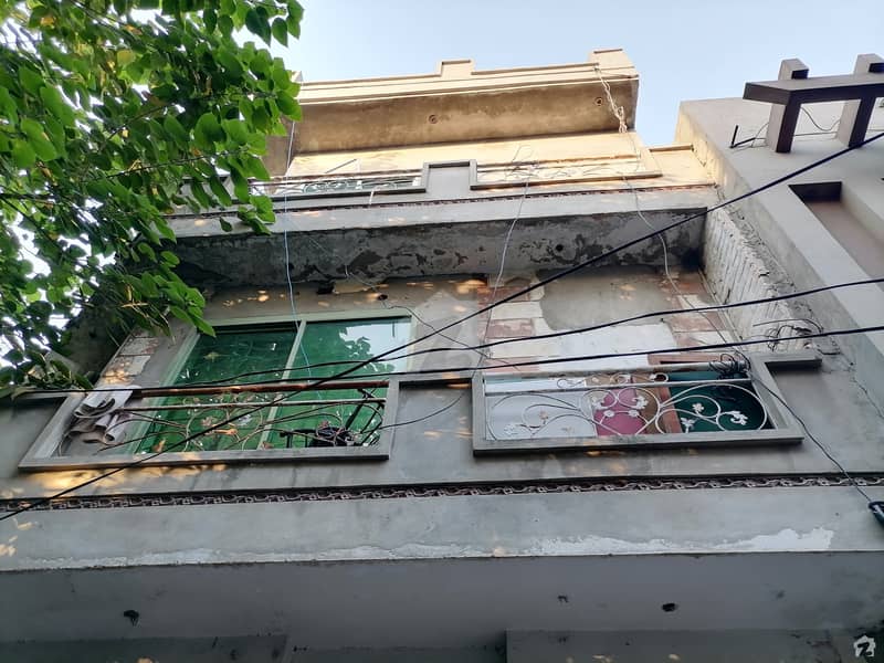 In Allama Iqbal Town 3 Marla House For Sale