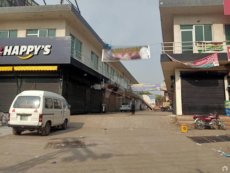 Fairly-priced 120 Square Feet Shop Available In Gujrat