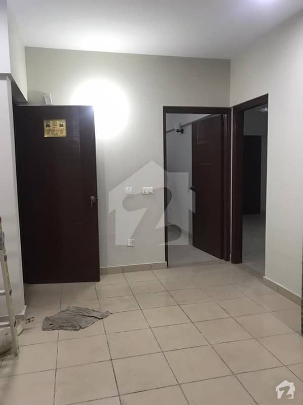 Silent Location Lift Apartment For Rent