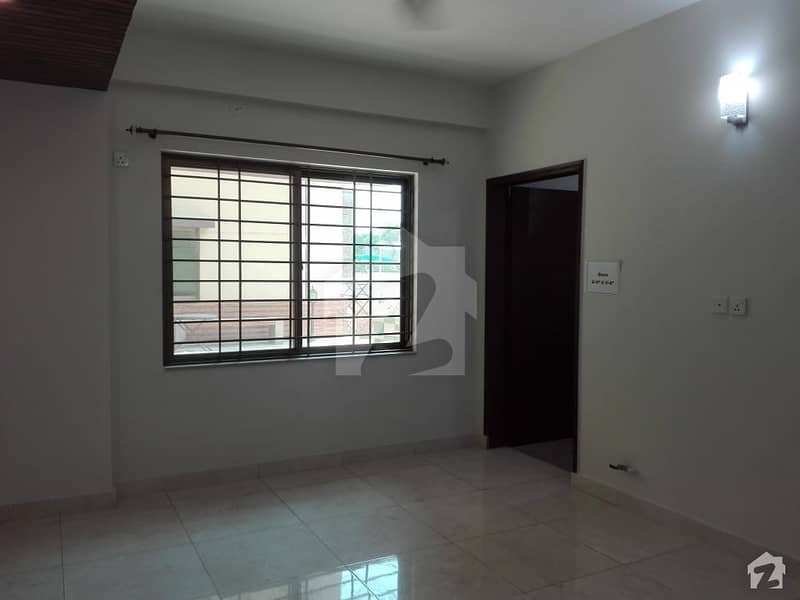 10 Marla Spacious Flat Is Available In Askari For Rent