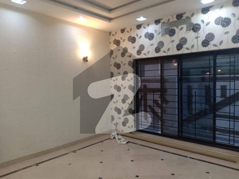 10 Marla House For Sale In Dha Phase 4