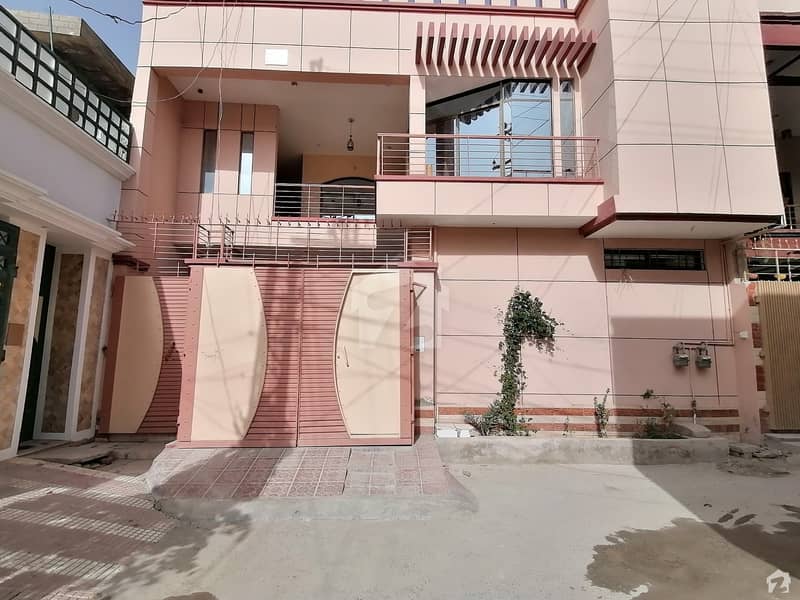 گلشن جناح کوئٹہ میں 5 کمروں کا 7 مرلہ مکان 2.6 کروڑ میں برائے فروخت۔
