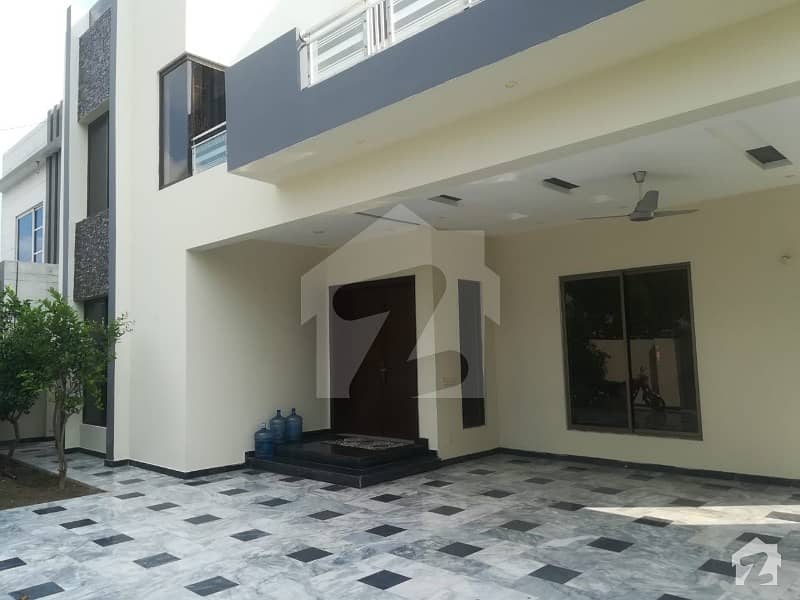 One Kanal House For Sale D Block Awt2