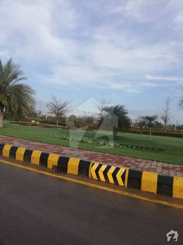 Stunning Gulberg Residencia 2 Kanal Plot Main Boulevard Back In Block P For Sale Gulberg