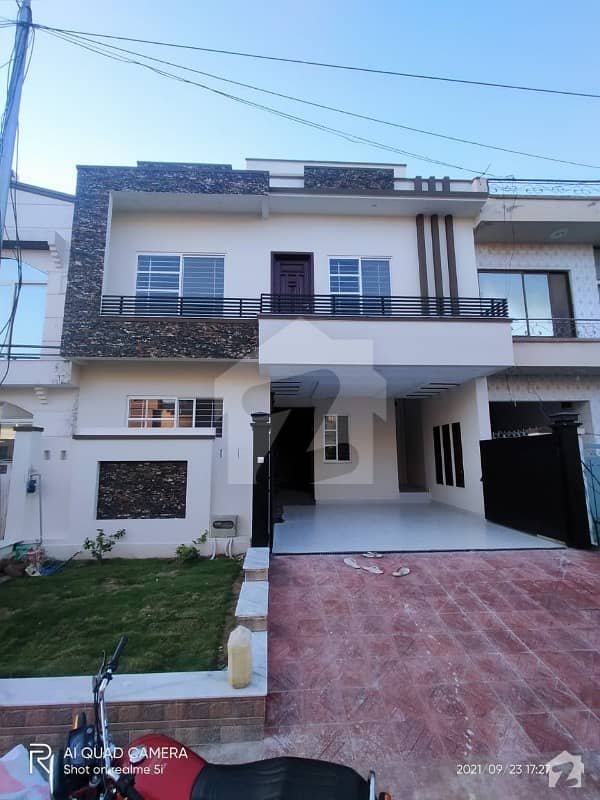 30x60 Brand New Lavish House For Sale In G-13 Islamabad