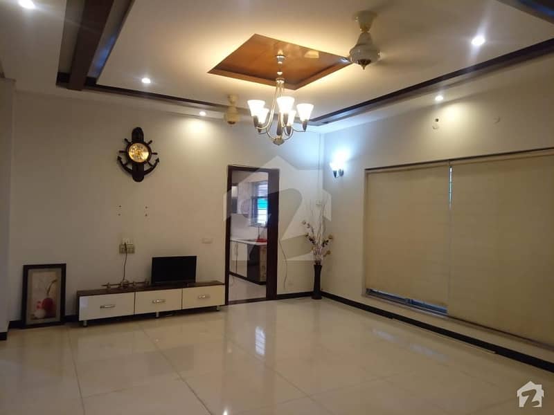 ایڈن سٹی - بلاک اے ایڈن سٹی ایڈن لاہور میں 4 کمروں کا 10 مرلہ مکان 3.75 کروڑ میں برائے فروخت۔