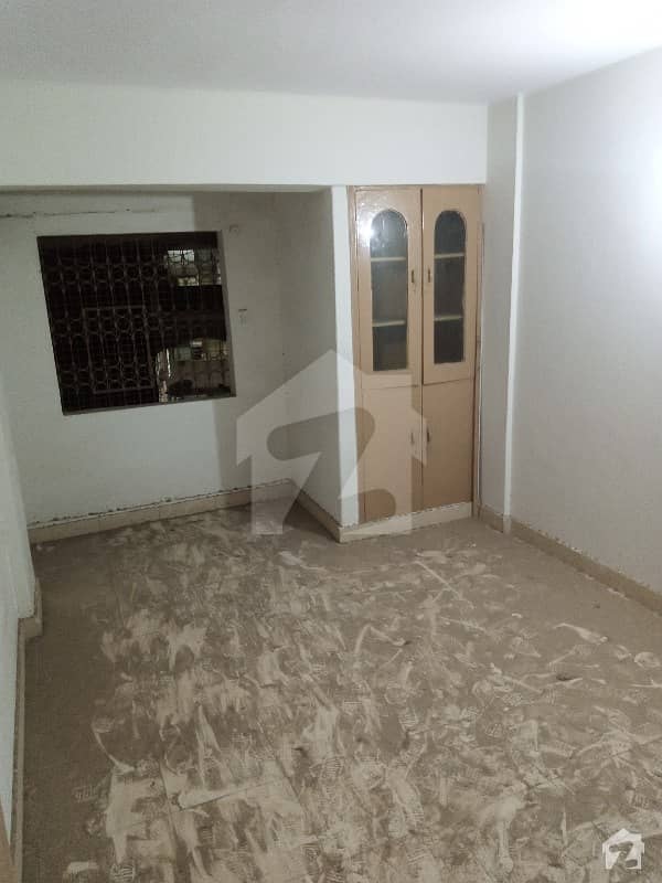 Gulshan Iqbal  Flat For Rent 2 Bed Launch 585 Sq Ft