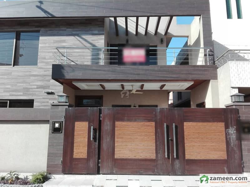 Brand New Double Storey Double Unit House Is Available For Rent