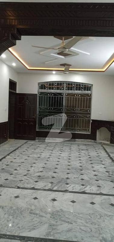 کالٹکس روڈ راولپنڈی میں 4 کمروں کا 4 مرلہ مکان 1 کروڑ میں برائے فروخت۔