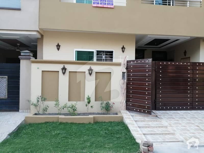 5 Marla Brand New Beautiful House For Sale