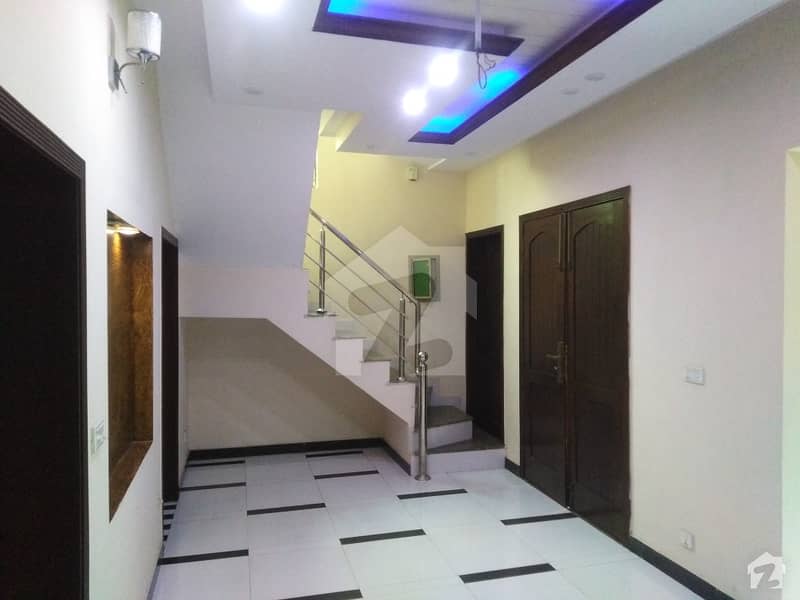 A 7.5 Marla House In Lahore Is On The Market For Rent