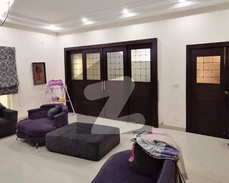 1 Kanal House With Full Basement For Sale Located In Babur Block Bahria Town, Lahore