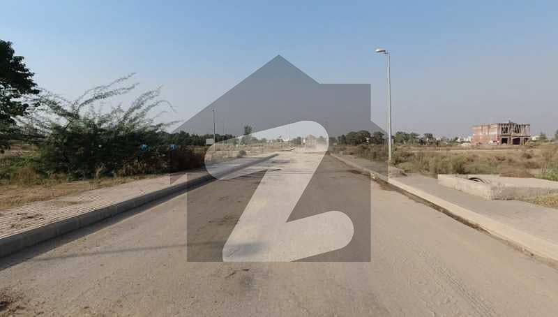 5 Marla Commercial Open Form Plot Good Location For Sale
