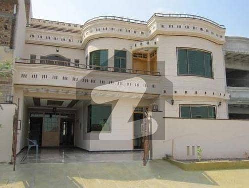 Beautiful 10 Marla Fully Renovated House in DHA Phase 5 for RENT Beautiful 10 Marla Fully Renovated House in DHA Phase 5 for RENT