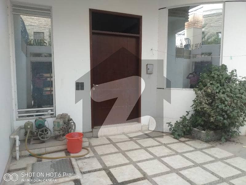 Ideally Located House Of 2700 Square Feet Is Available For Sale In Karachi