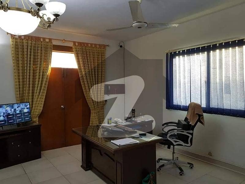 3150 Square Feet House For Rent In Clifton - Block 2