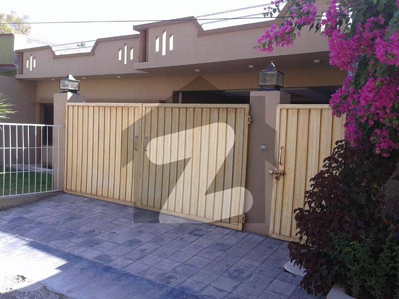 10 Marla 2 Bed Single Storey House For Sale In Block C Pwd Society, Islamabad.