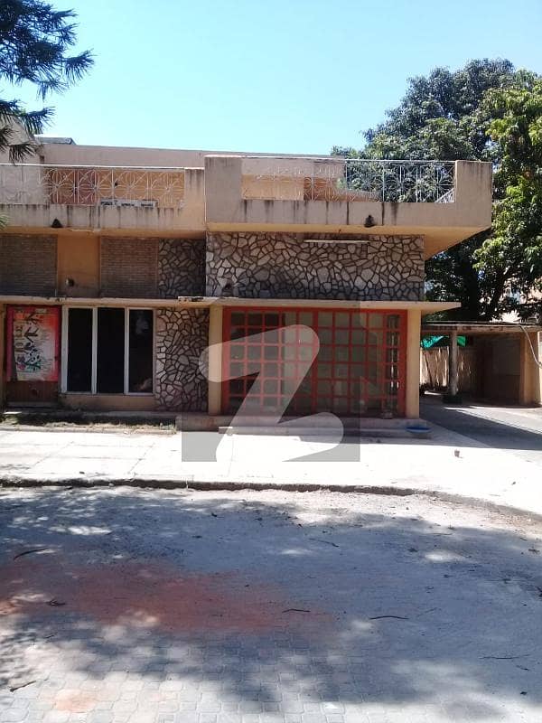 ایف ۔ 6 اسلام آباد میں 8 کمروں کا 3 کنال مکان 45 کروڑ میں برائے فروخت۔ ایف ۔ 6 اسلام آباد میں 8 کمروں کا 3 کنال مکان 45 کروڑ میں برائے فروخت۔