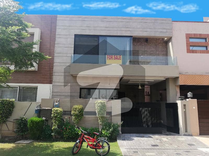 DEFENCE BEAUTIFUL BRAND NEW FIVE MARLA DOUBLE UNIT FULL HOUSE FOR RENT IN DHA LAHORE