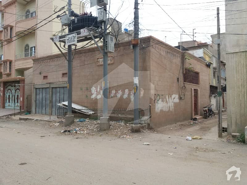 لانڈھی کراچی میں 4 کمروں کا 6 مرلہ مکان 1.7 کروڑ میں برائے فروخت۔