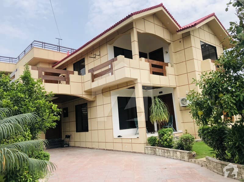 3 Kanal House For Sale At Prime Location Of Bani Gala