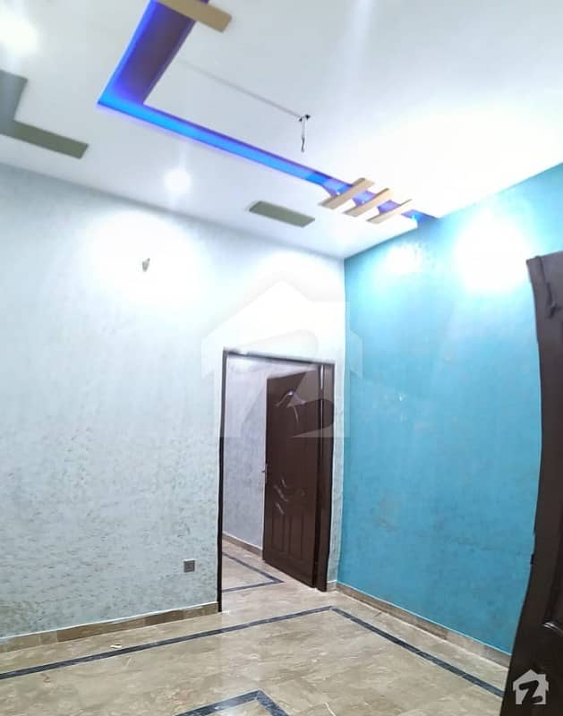 خدا بخش کالونی کینٹ لاہور میں 3 کمروں کا 5 مرلہ مکان 42 ہزار میں کرایہ پر دستیاب ہے۔