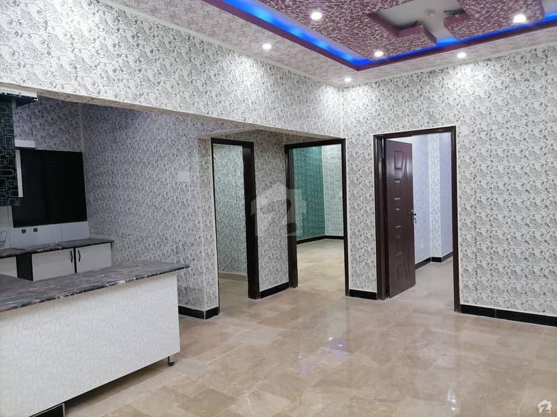 Ideally Located Flat For Sale In Gulshan-e-Iqbal Town Available