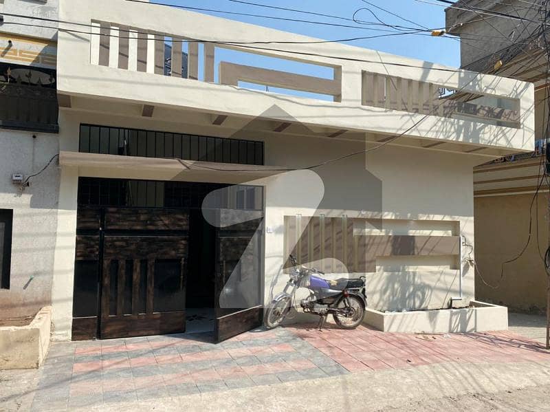 وکیل کالونی اسلام آباد ہائی وے راولپنڈی میں 2 کمروں کا 3 مرلہ مکان 55 لاکھ میں برائے فروخت۔