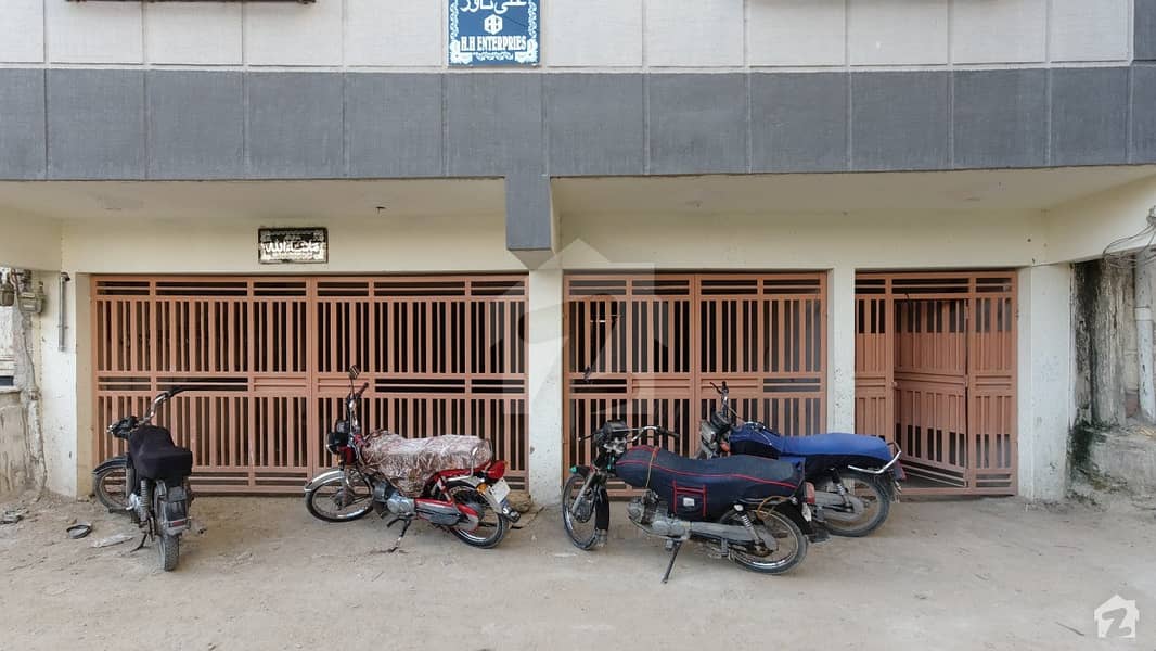 نارتھ ناظم آباد ۔ بلاک ٹی نارتھ ناظم آباد کراچی میں 2 کمروں کا 2 مرلہ فلیٹ 30 لاکھ میں برائے فروخت۔